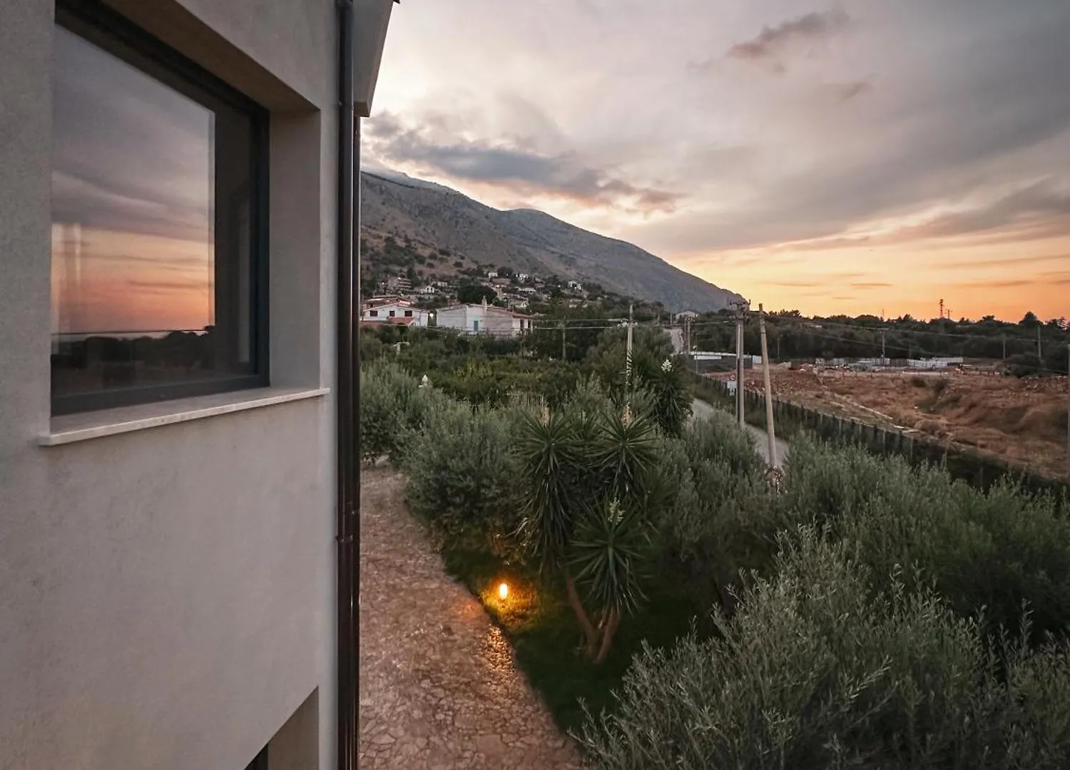 Dimora Harmonia Hotell Carini Italien